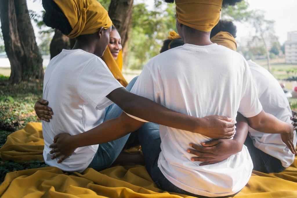 Community support group
